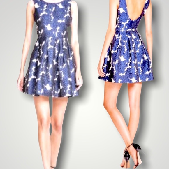 Beautiful Patterned dark blue and white Dress - Picture 2 of 13